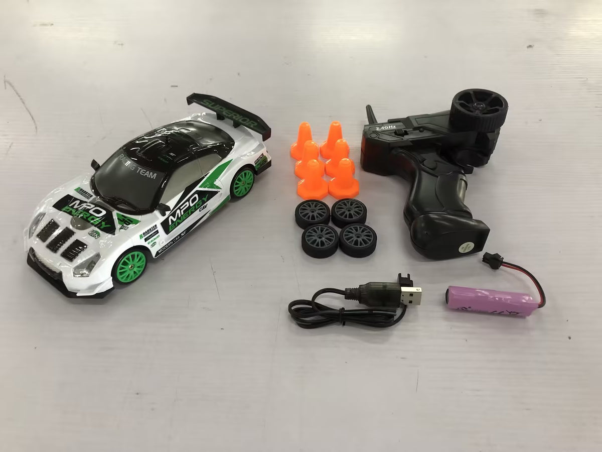 RC Drift Car 1:24 Scale 4WD with 2.4GHz Remote, photo 14