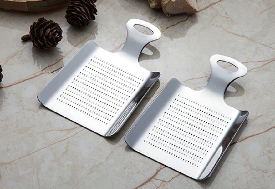 Stainless Steel Rocker Garlic Press with Non-Slip Handle, photo 3