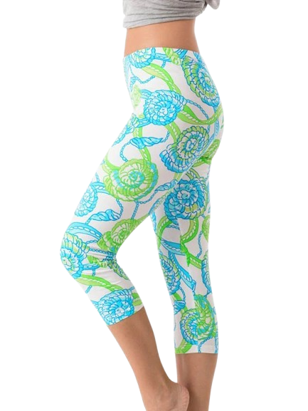 Seashell Scroll Print Capri Leggings - Turquoise Green