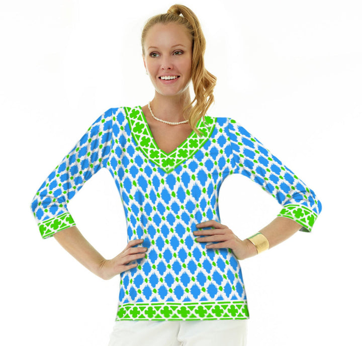 Moroccan Lattice Print Top - Navy White V-Neck